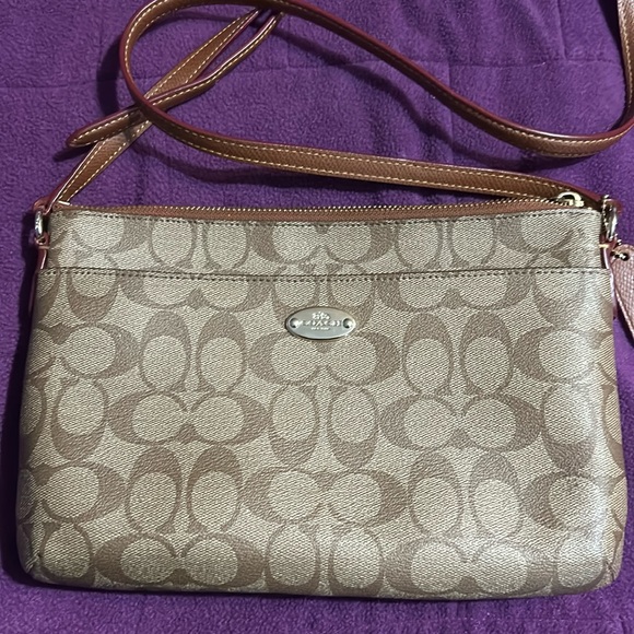 Coach Purse - EUC - Picture 1 of 5